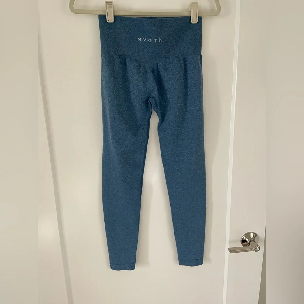 NVGTN NV Seamless Legging in Slate Blue, Size M - Picture 3 of 5